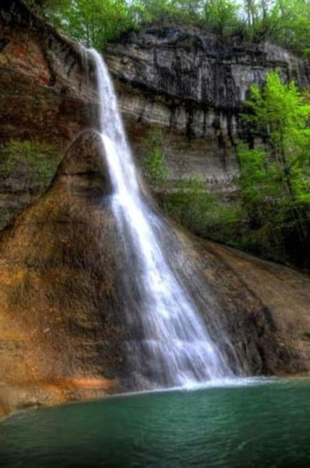 Le Gite Des Cascades Bassy Exterior foto